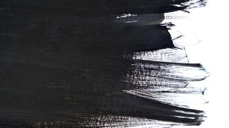 Черный мазок