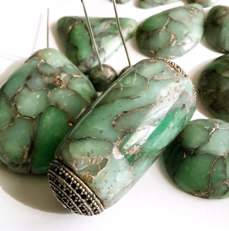 Камни из полимерной глины