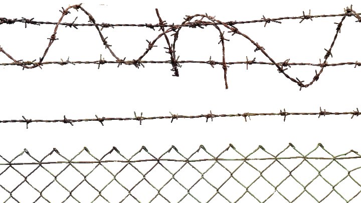 Сетчатый забор с колючей проволокой