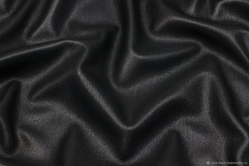 Черная кожа