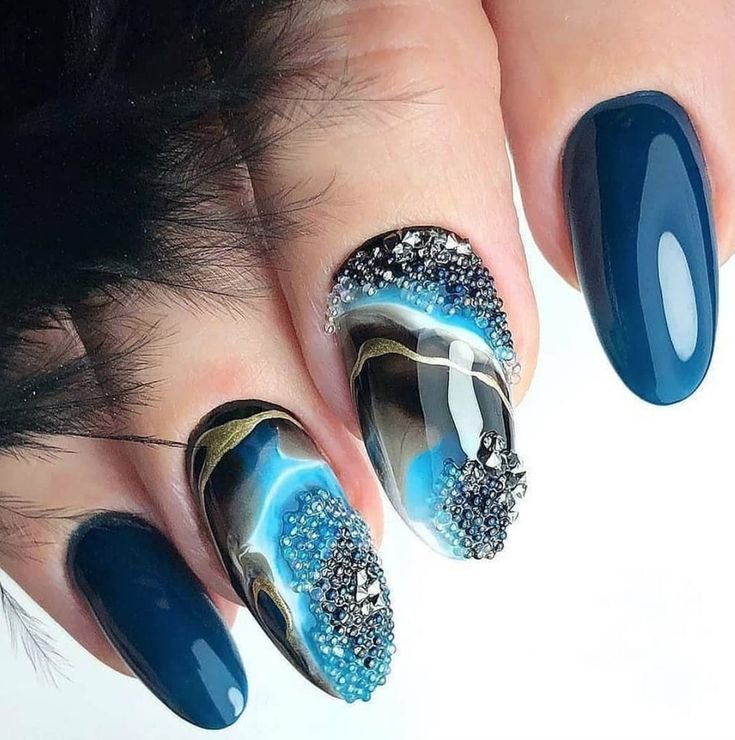 Необычный маникюр