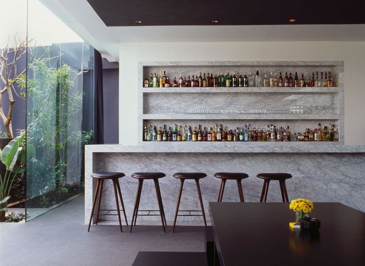 Винотека в барной стойке