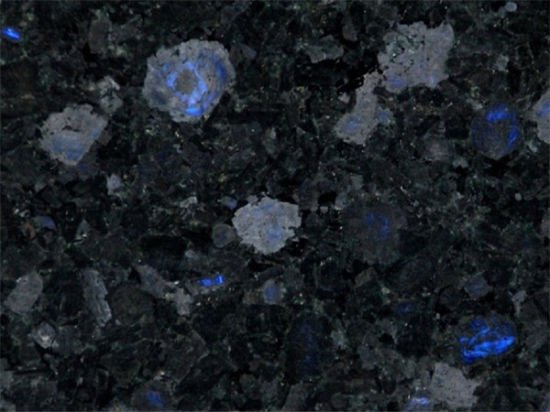 Гранит лабрадорит Волга Блю