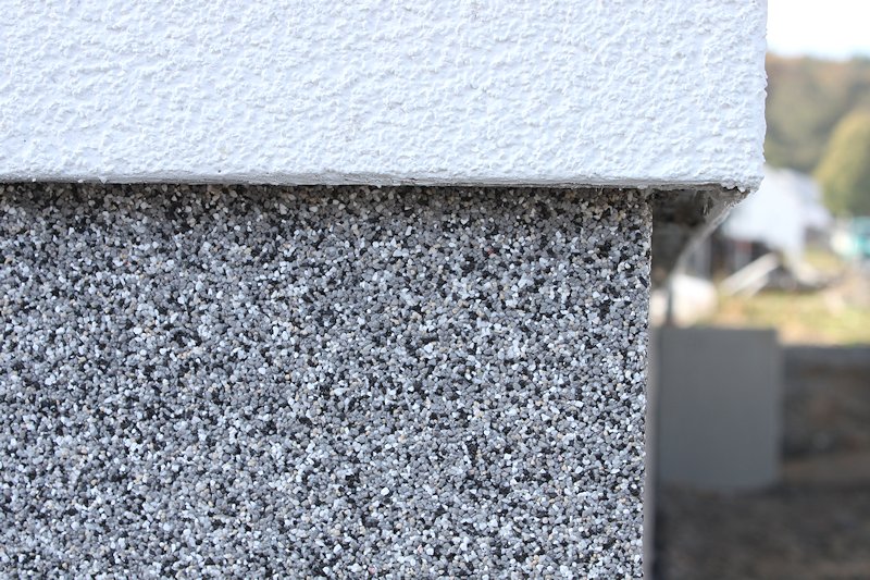 Камешковая штукатурка для цоколя