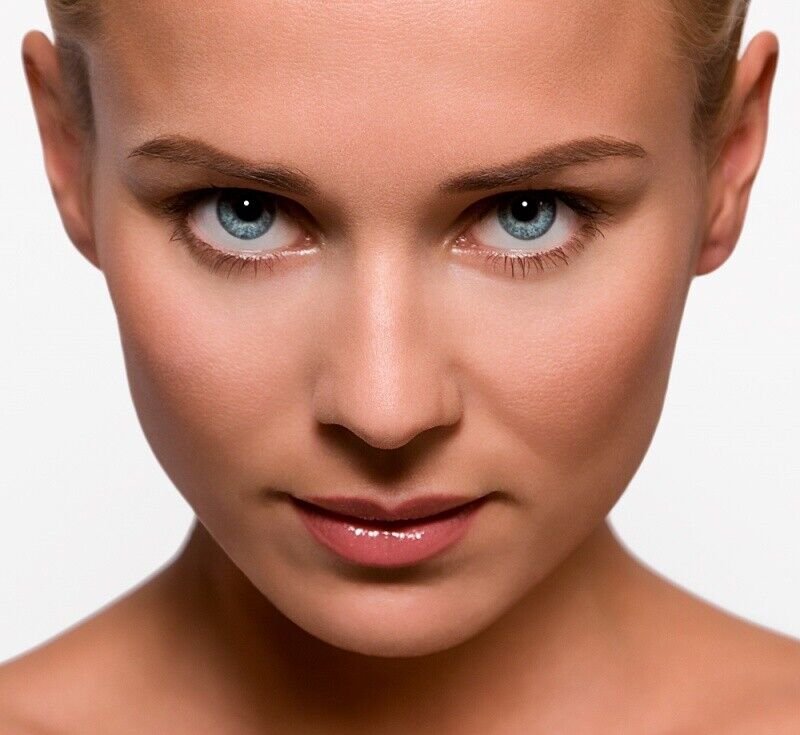 Женское лицо