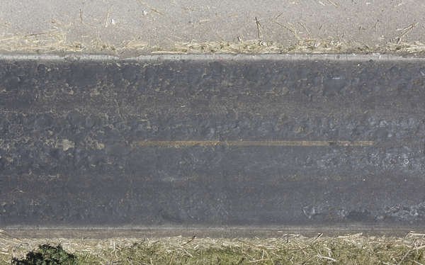 Старый бордюр