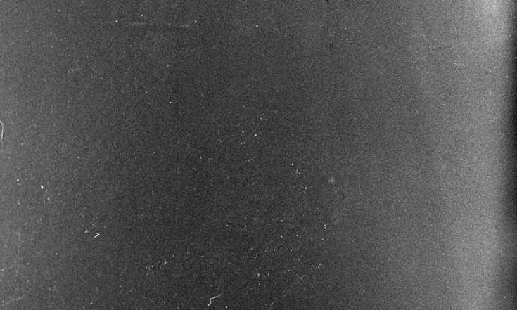 Скан пленочного зерна Ilford Delta 400pr