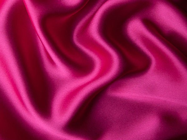 Розовый шелк