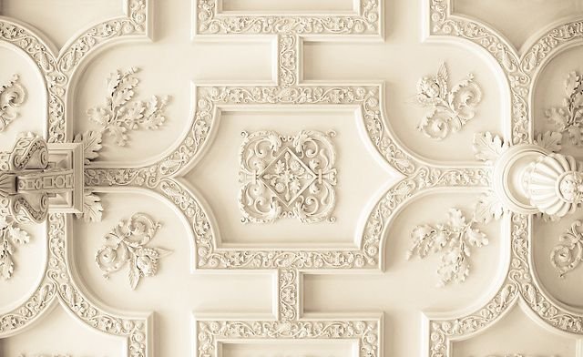 Потолок с лепниной текстура