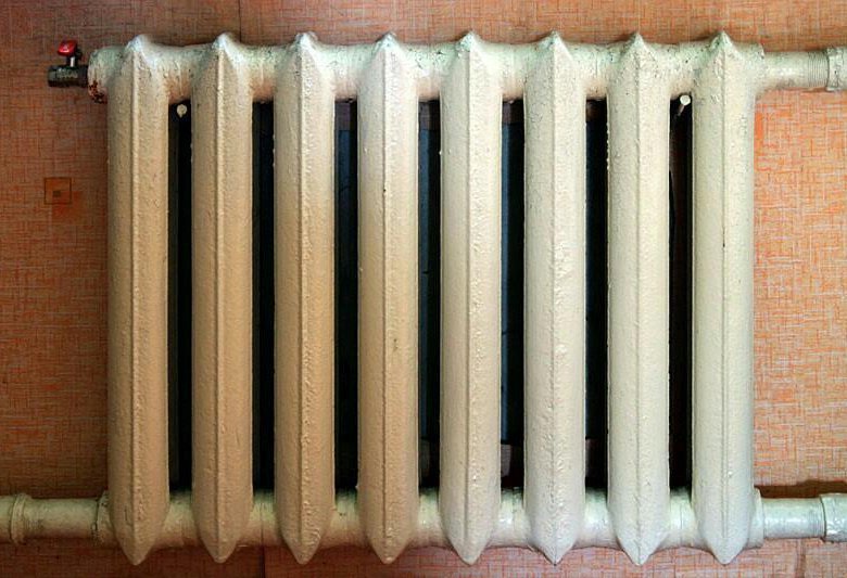 Старые чугунные батареи