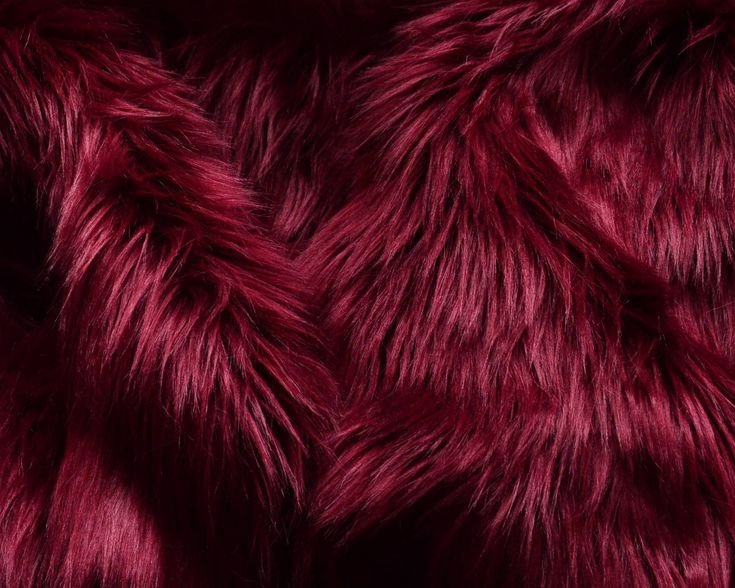 Бордовый мех