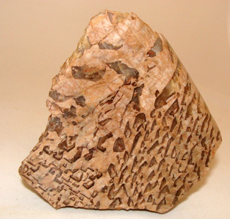 Кварц, полевой шпат, пегматит