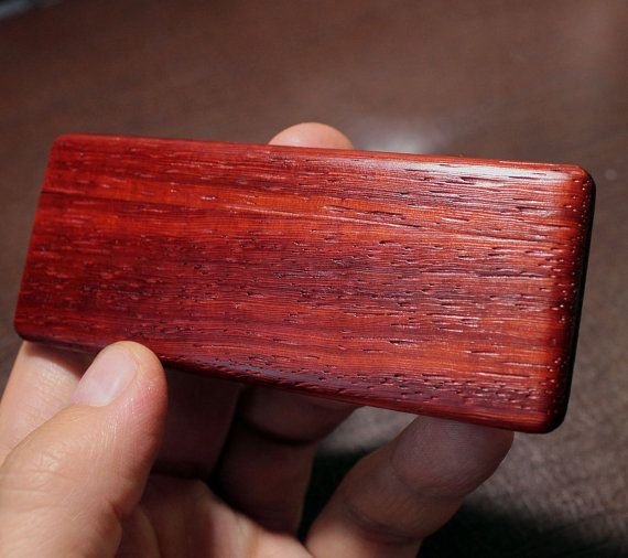 Малайский Падук