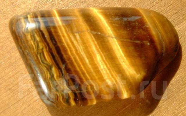 Тигриный глаз камень