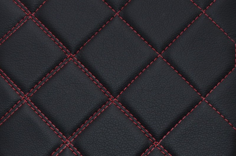 Кожа с красной строчкой