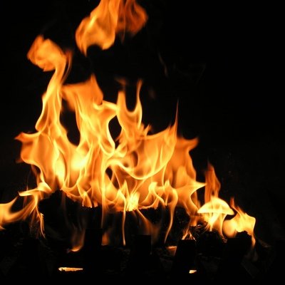 Огонь в камине текстура