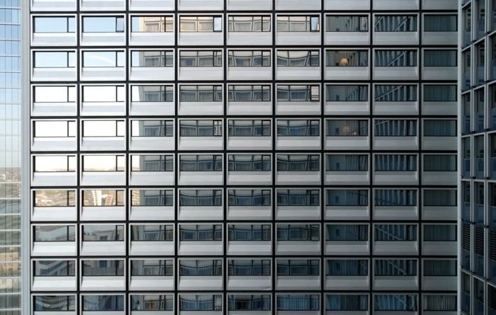 Фасады многоэтажных зданий