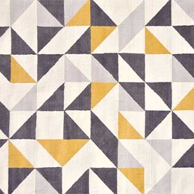 Ковер с геометрическим орнаментом