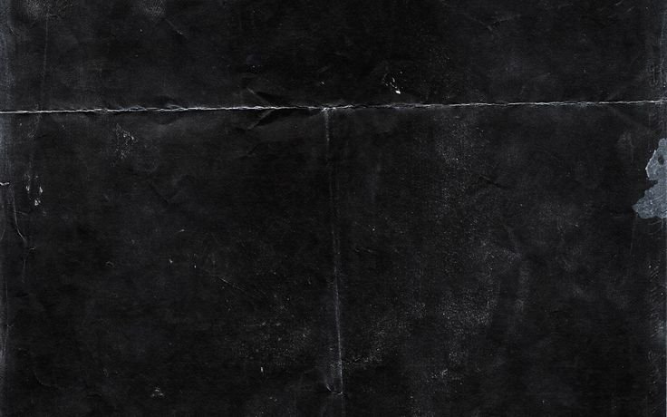 Черная мятая бумага