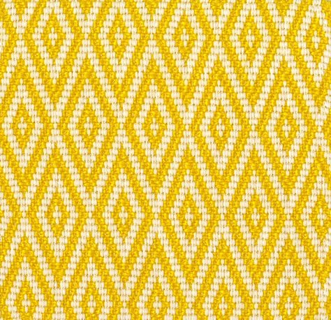 Желтая ткань с узором