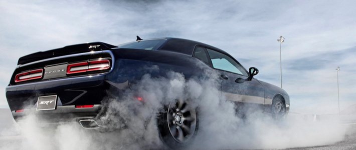 Додж Челленджер бернаут