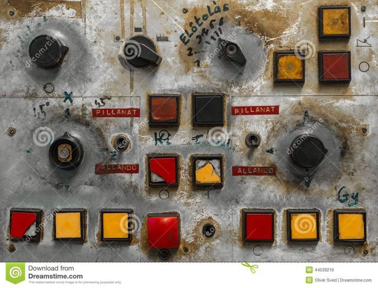 Панель с механическими кнопками