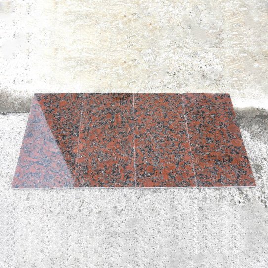 Гранит Капустинский красный