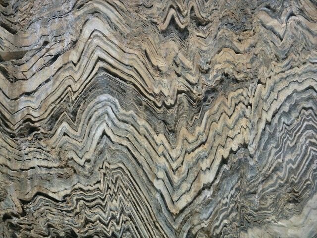 Сланцеватая текстура горных пород
