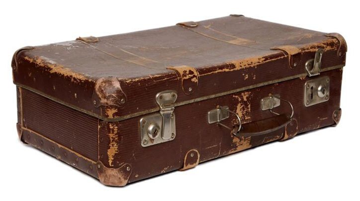 Чемодан старинный