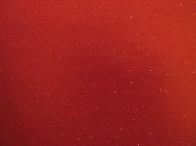 Красный пластик