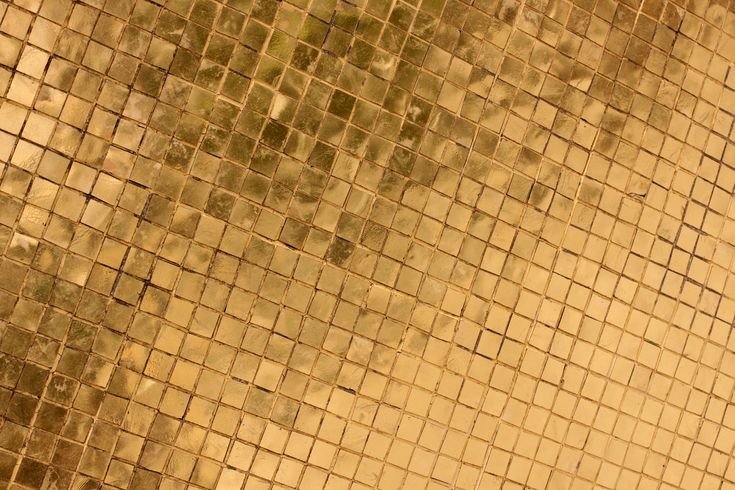 Золотая плитка