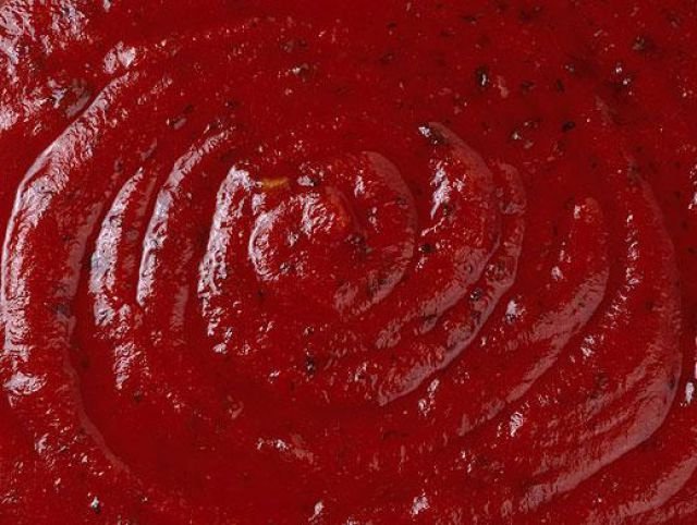 Томатная паста и кетчуп