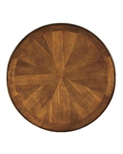 Круглый деревянный стол