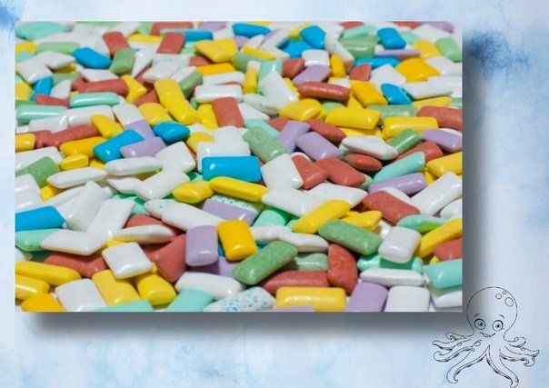 Жевательная резинка цветная