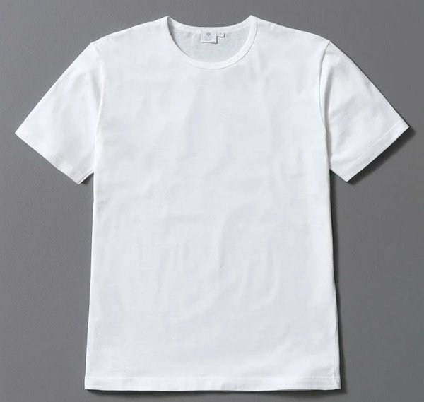 Белая футболка оверсайз