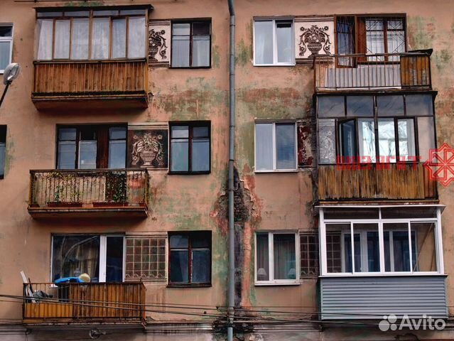 Дом с балконами многоэтажный