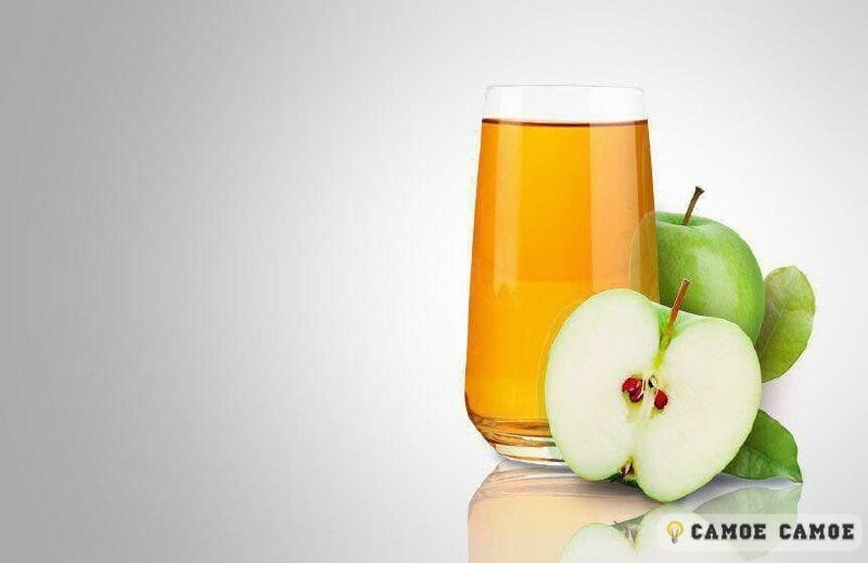 Яблочный сок в стакане