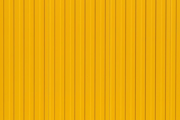 Профлист желтого цвета