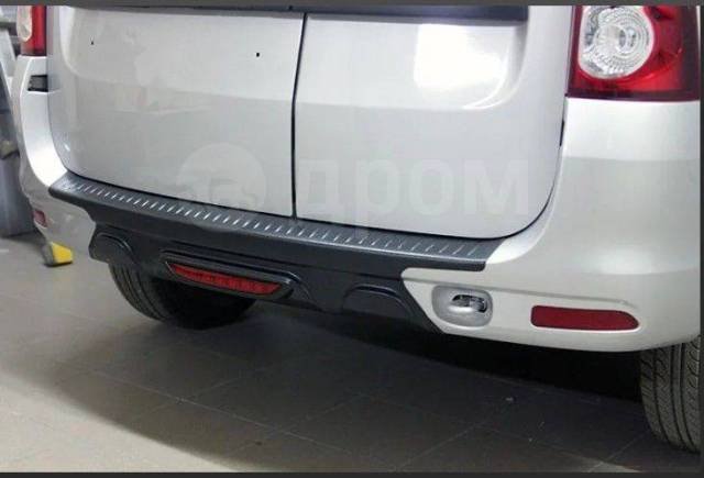 Накладка на бампер Лада Ларгус