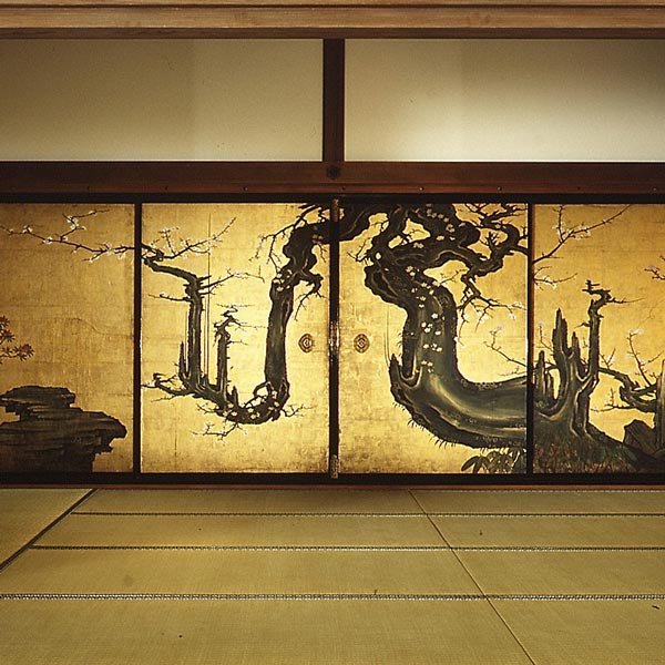 Стена в японском стиле