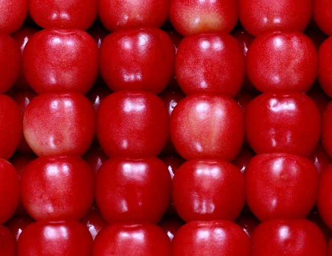 Много вишни