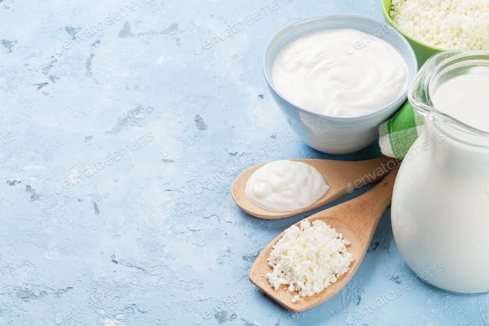 Молоко сметана творог