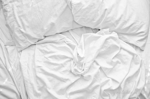 Скомканное одеяло