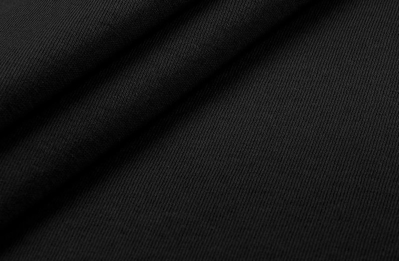 Черная ткань