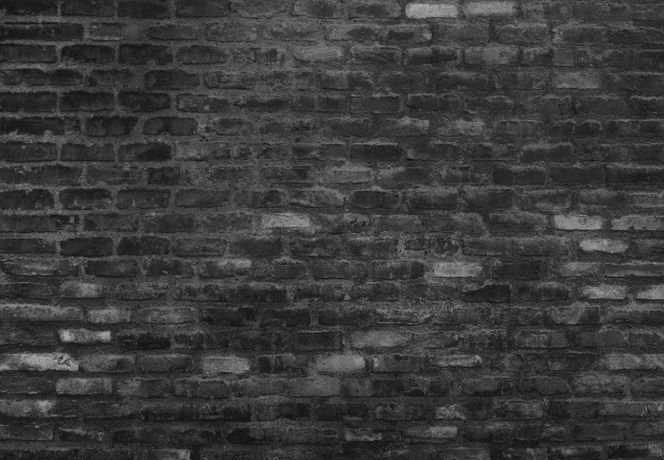 Серая кирпичная стена