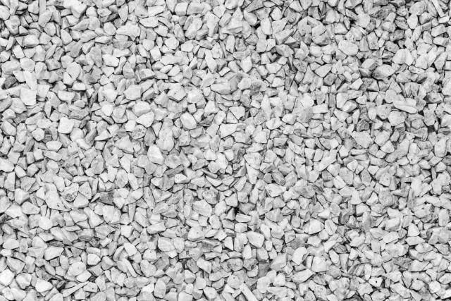 Мелкий белый щебень