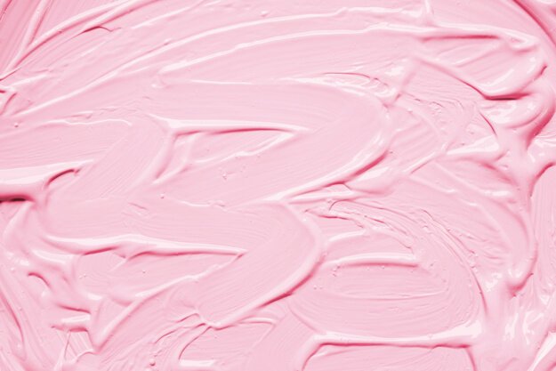 Розовый крем