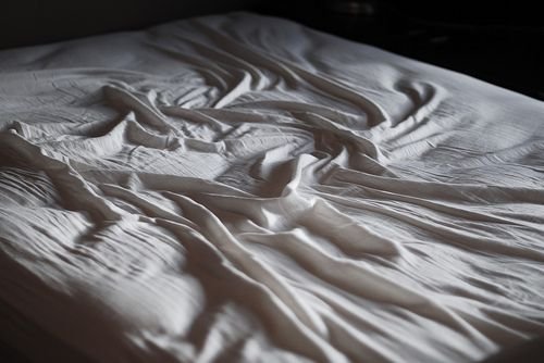 Мятая простынь