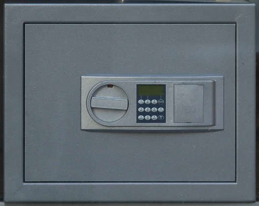 Дверца сейфа