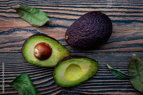 Авокадо из косточки